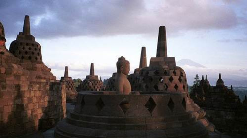 מקדש בורובדור המרהיב בבאלי